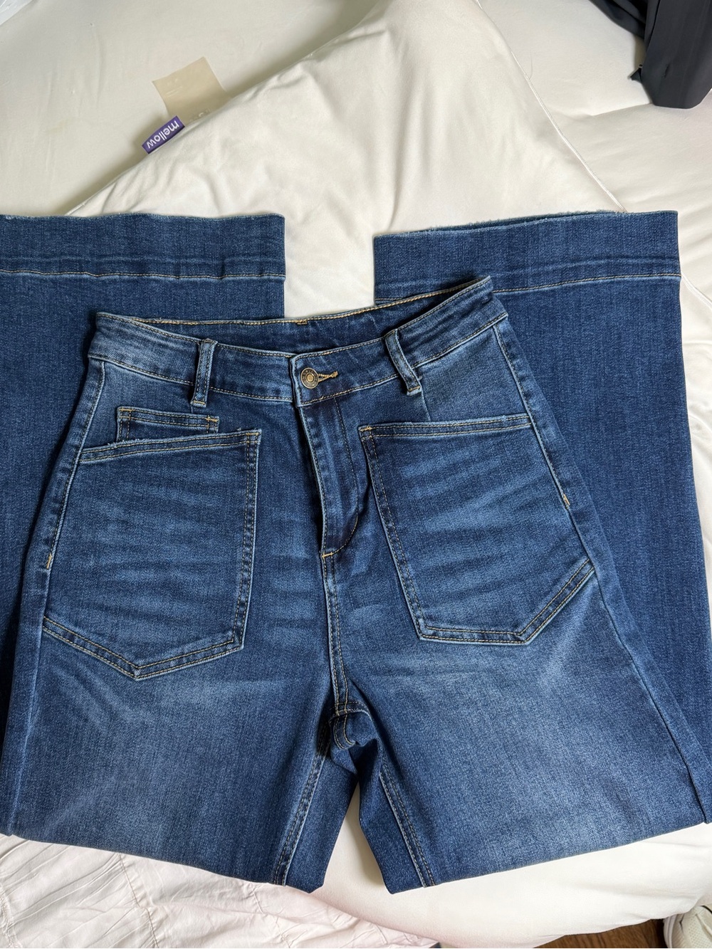 Women's Ankle-Length Dark Blue Denim Jeans - High Rise Cropped Fit